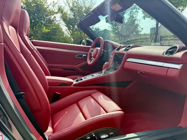 Porsche 718 — Фото автомобиля 10