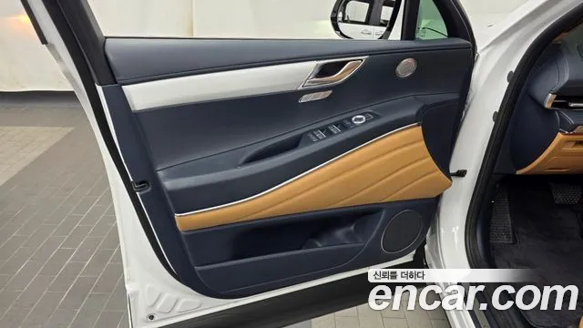 Genesis GV80 — Фото автомобиля 13