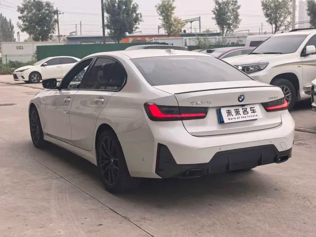BMW 3 Series — Фото автомобиля 9