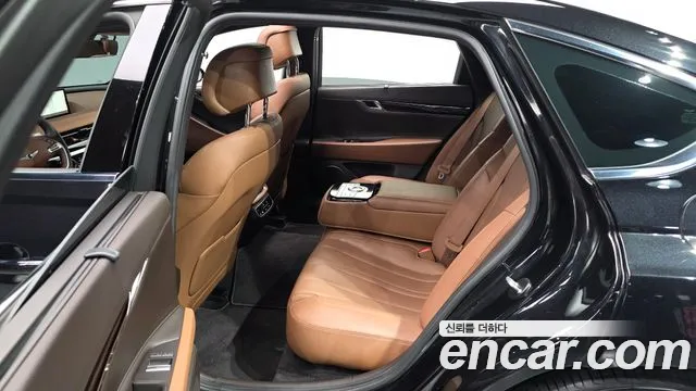 Genesis G80 Бензин 2.5 турбо AWD — Фото автомобиля 10