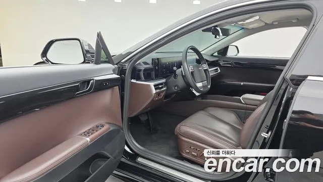 Hyundai Grandeur GN7 — Фото автомобиля 10