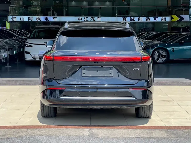 Xpeng G9 — Фото автомобиля 4