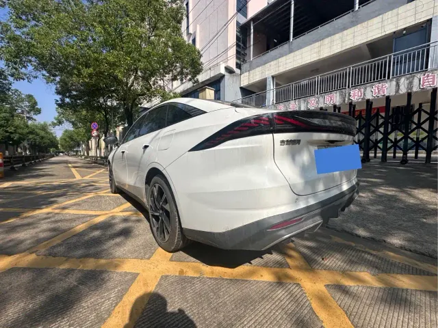 Geely Galaxy L6 — Фото автомобиля 7