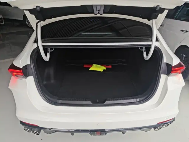 GAC Trumpchi Emkoo — Фото автомобиля 18