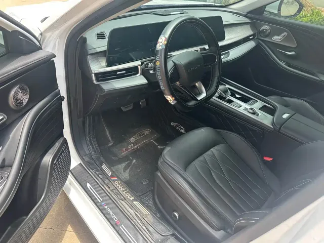 Chery Arrizo 8 — Фото автомобиля 4