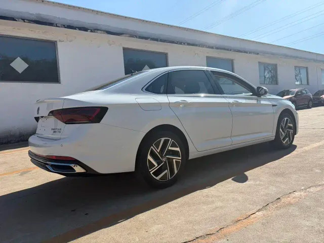 Volkswagen Sagitar — Фото автомобиля 7