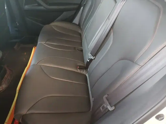 Roewe RX5 — Фото автомобиля 16