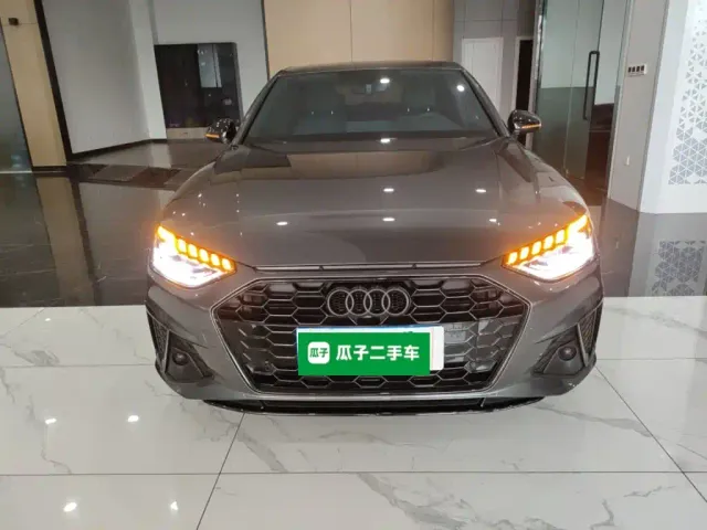 Audi A4L — Фото автомобиля 2