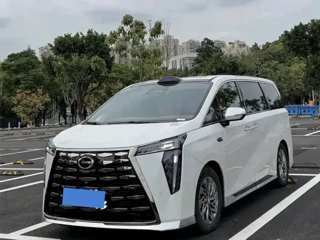 Фотография автомобиля — GAC Trumpchi Xiangwang M8
