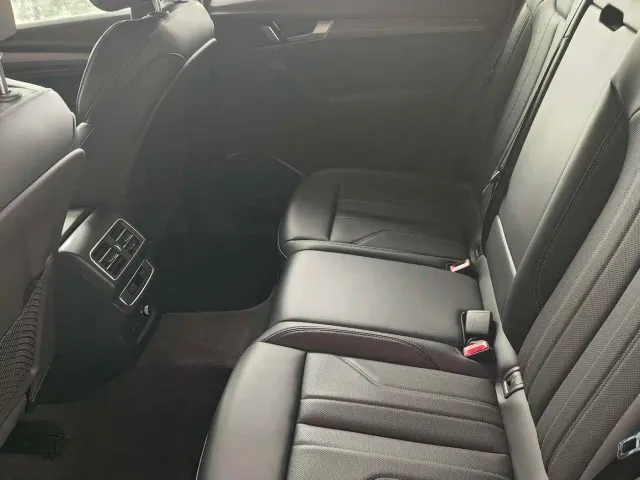 Audi Q5L — Фото автомобиля 12