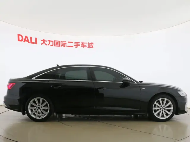 Audi A6L — Фото автомобиля 4