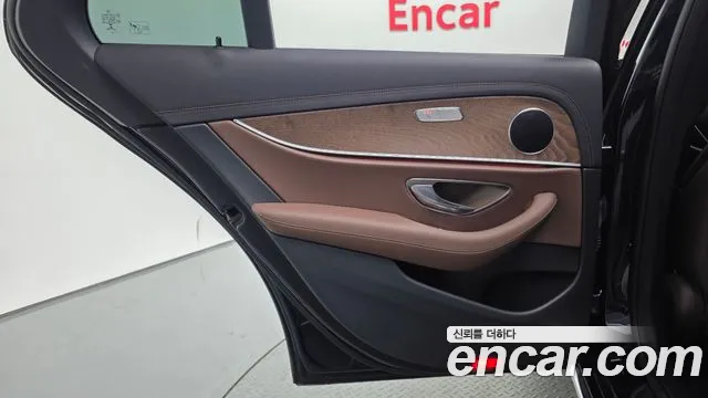 Mercedes-Benz E-Class W213 — Фото автомобиля 14
