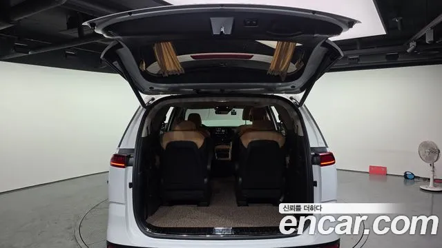 Kia Canival Carnival 4 поколение Бензин 9 мест Noblesse — Фото автомобиля 20