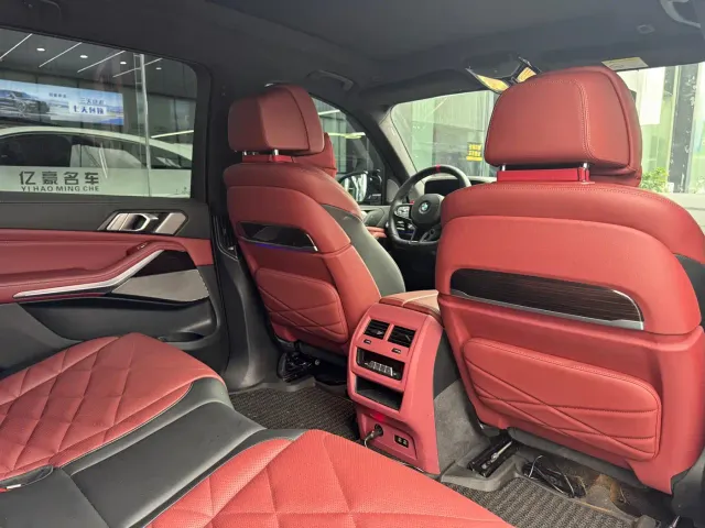 BMW X5 — Фото автомобиля 11