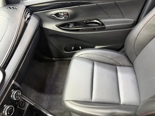 Toyota YARiS L Zhi Xuan — Фото автомобиля 13
