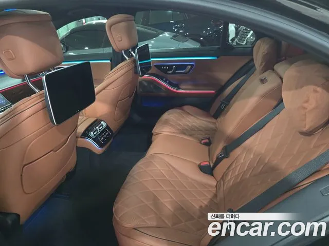 Mercedes-Benz S-Class — Фото автомобиля 13