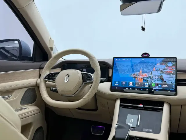 Aito M7 — Фото автомобиля 16