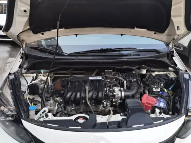Honda Fit — Фото автомобиля 19