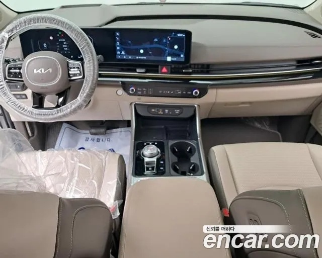 Kia Carnival — Фото автомобиля 9