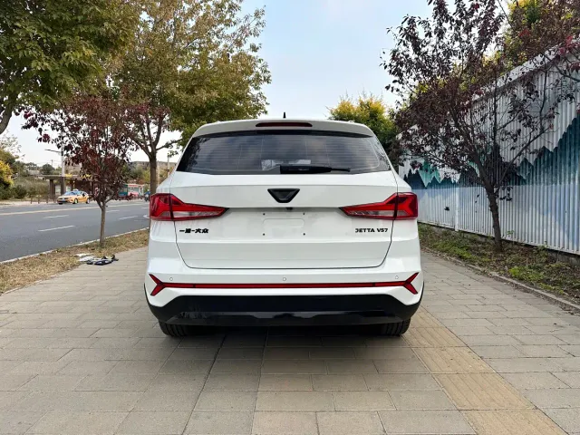 Jetta VS7 — Фото автомобиля 7
