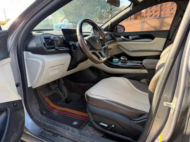 BYD Qin PLUS — Фото автомобиля 4