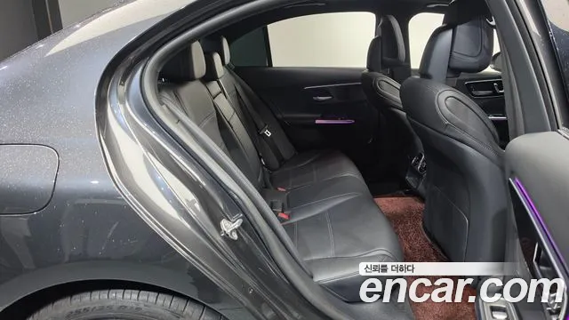 Mercedes-Benz C-Class — Фото автомобиля 12