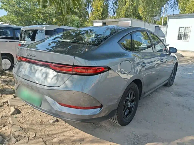 BYD Qin PLUS — Фото автомобиля 6