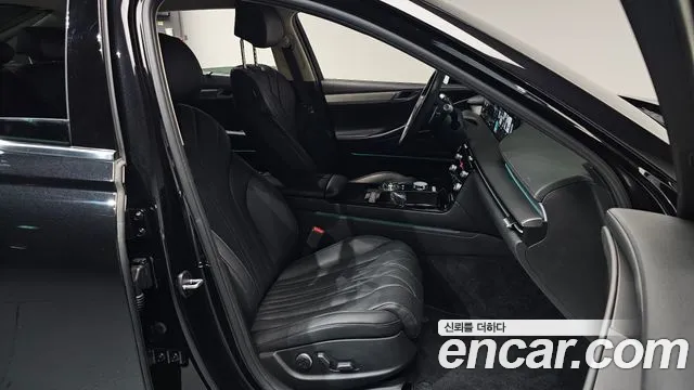 Genesis G80 Бензин 2.5 турбо AWD — Фото автомобиля 22