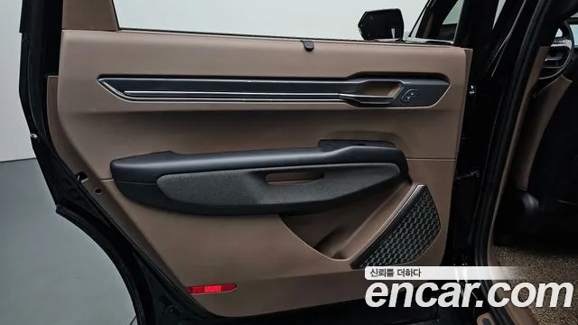 Kia EV9 — Фото автомобиля 24