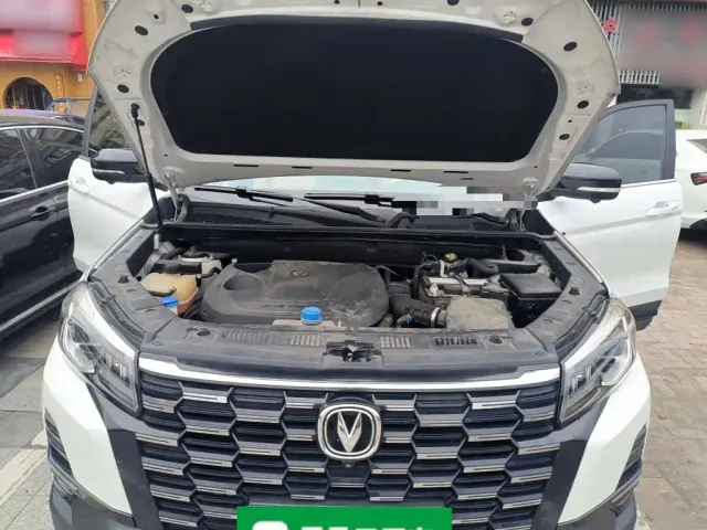 Changan CS75 — Фото автомобиля 10