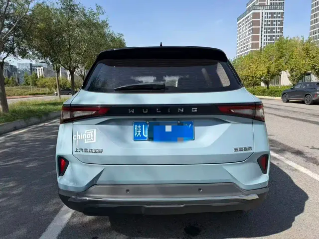 Wuling Asta — Фото автомобиля 5