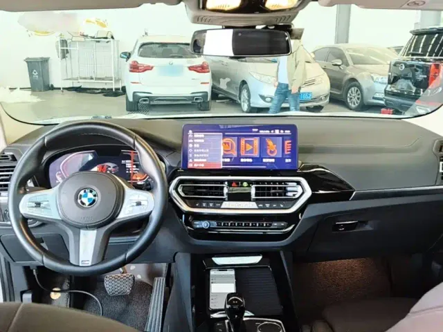 BMW X3 — Фото автомобиля 9