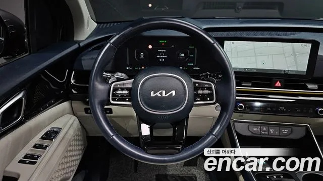 Kia Carnival — Фото автомобиля 18