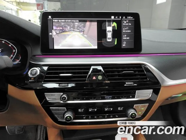 BMW 5 Series G30 — Фото автомобиля 15