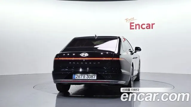 Hyundai Grandeur GN7 — Фото автомобиля 4
