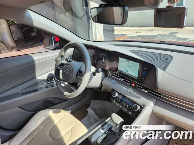 Hyundai Avante CN7 — Фото автомобиля 9