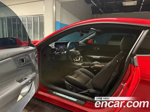 Ford Mustang — Фото автомобиля 7