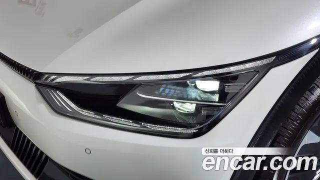 Kia EV6 — Фото автомобиля 18