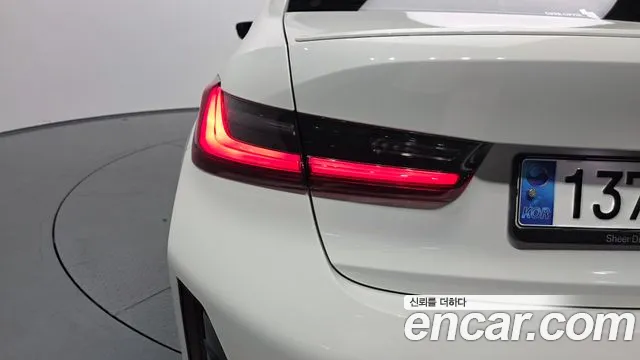 BMW 3 Series G20 — Фото автомобиля 23