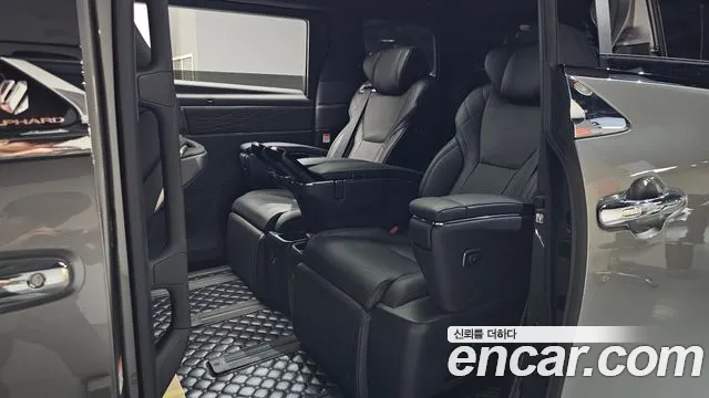 Toyota Alphard Generation 4 — Фото автомобиля 11