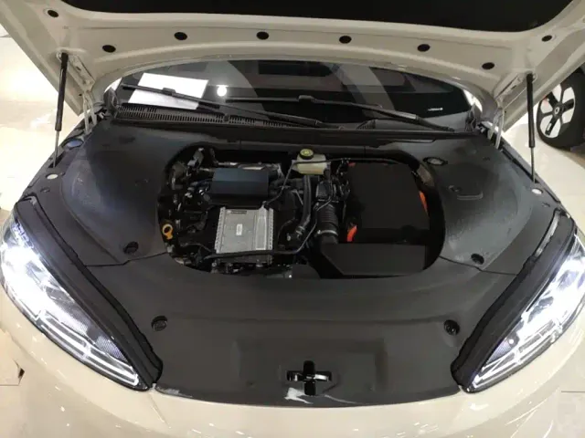 BYD Seal 07 DM-i — Фото автомобиля 19