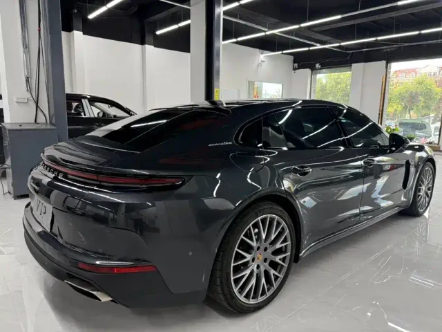 Porsche Panamera — Фото автомобиля 4