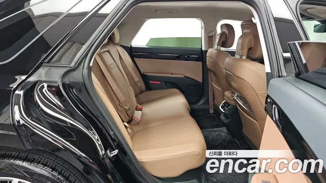 Hyundai Grandeur GN7 — Фото автомобиля 18