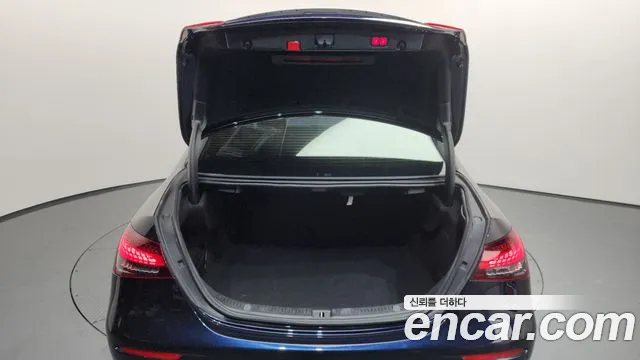 Mercedes-Benz E-Class E-класс W213 — Фото автомобиля 20