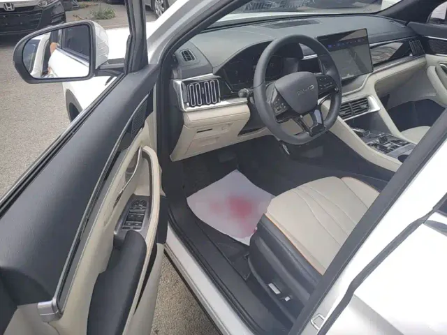 BYD Song PLUS — Фото автомобиля 15