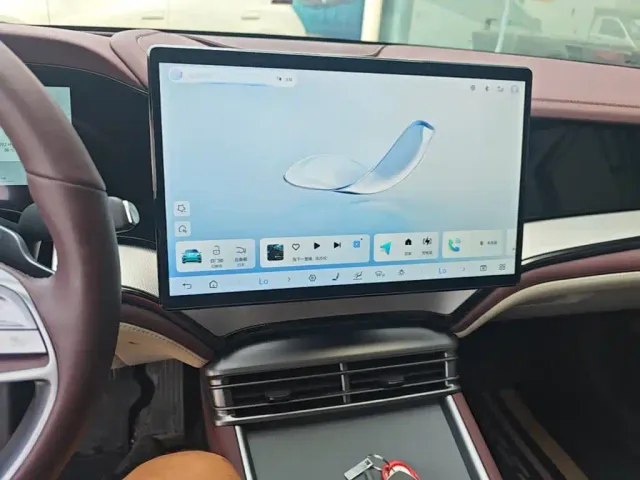 BYD Seal 07 DM-i — Фото автомобиля 12