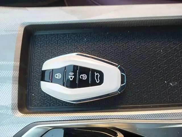 Jetour X70 Plus — Фото автомобиля 8