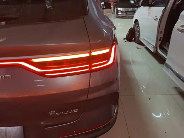 BYD Song PLUS — Фото автомобиля 7