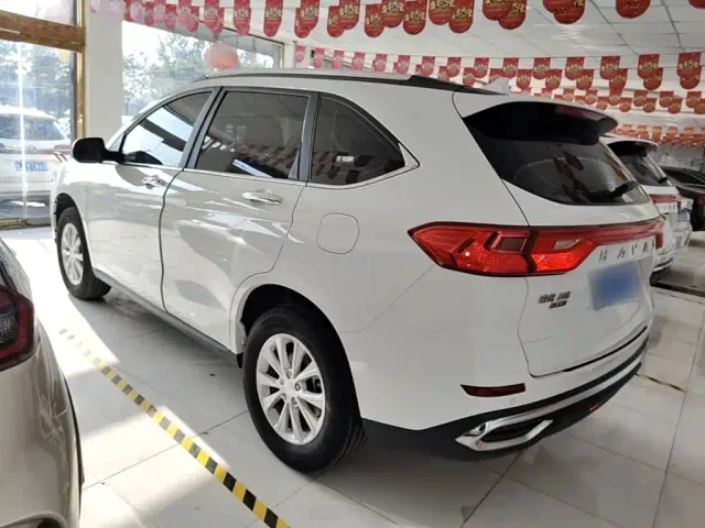 Haval M6 — Фото автомобиля 4