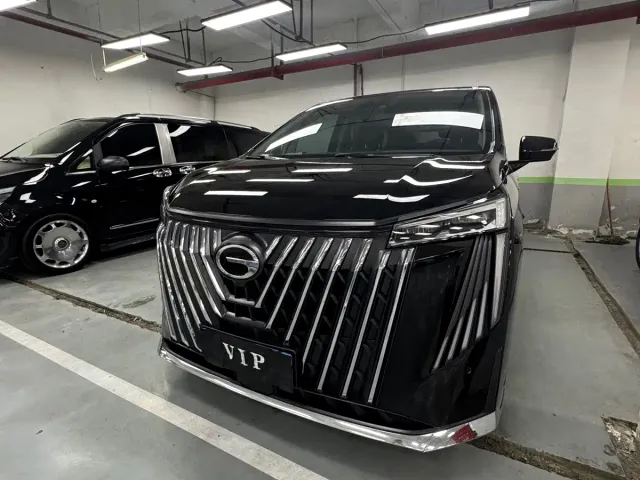 Фотография автомобиля — GAC Trumpchi M8